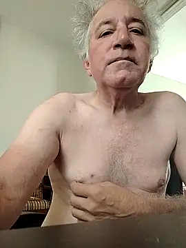 Snapshot of XXCUTHULU23 chatting on October 15, 2025, 1:33 pm XXCUTHULU23 online show from October 15, 2025, 1:33 pm