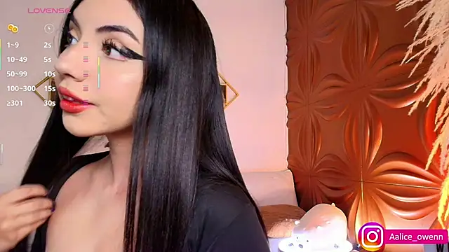 Aliceowenn online show from September 27, 2025, 9:42 pm