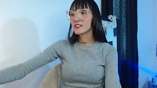 Sakura and yuki online show from February 26, 2025, 8:22 pm