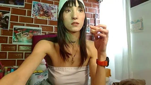 Sakura and yuki online show from March 19, 2025, 6:34 pm