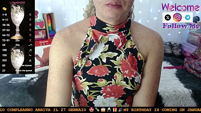 SofiaMadisson online show from January 11, 2025, 2:04 pm