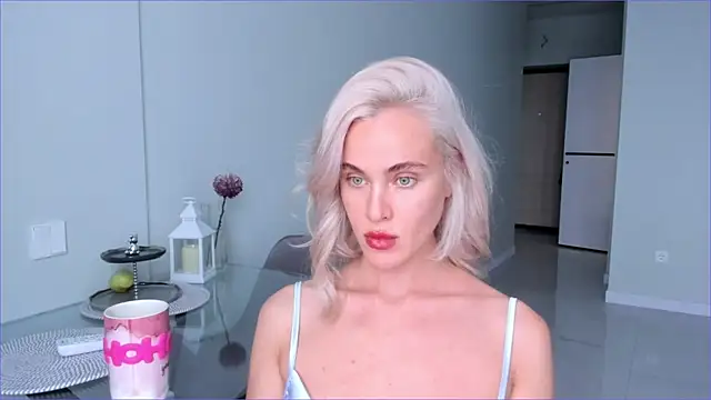 HoneyBunnyPot online show from September 28, 2025, 1:05 pm