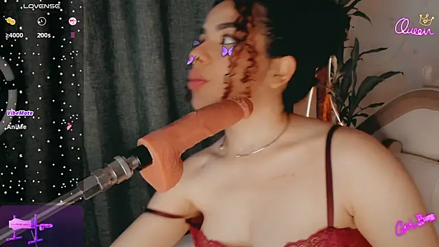 Queen Deepthroat online show from May 19, 2026, 1:56 am