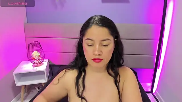 Alicebrooks  online show from December 16, 2024, 3:11 pm