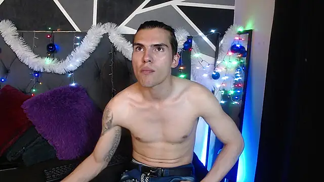  Tattoo Couple online show from December 19, 2024, 9:38 pm
