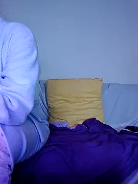 blondyruby online show from February 8, 2026, 11:35 am