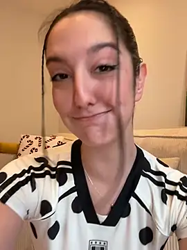  Juliette online show from January 14, 2026, 4:12 pm