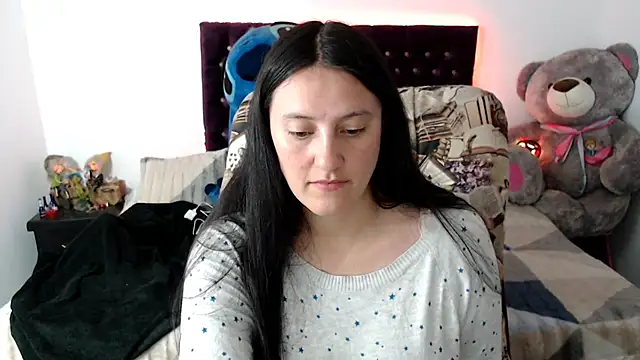Snapshot of Lorenahot_06 chatting on April 16, 2026, 9:39 pm Lorenahot 06 online show from April 16, 2026, 9:39 pm