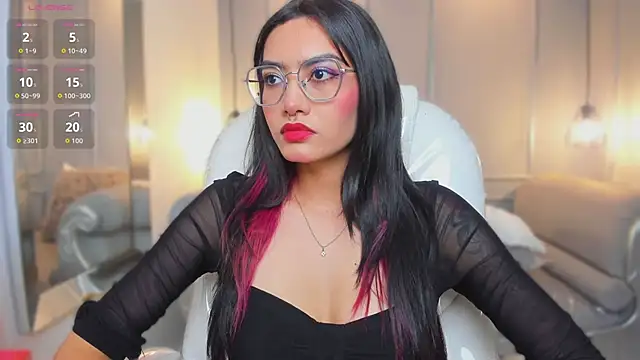 AzuraKindong online show from February 19, 2026, 7:32 pm