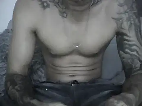 Skater29xx2 online show from March 17, 2025, 10:38 pm