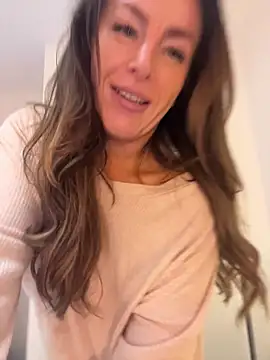 ChristyAdair online show from November 10, 2025, 5:23 pm