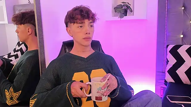 Tomy Rox online show from November 30, 2025, 6:06 am