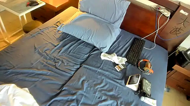 Snapshot of CTPuIITu3 chatting on September 19, 2025, 4:03 am CTPuIITu3 online show from September 19, 2025, 4:03 am