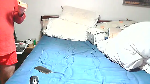 CTPuIITu3 online show from February 3, 2026, 8:25 pm