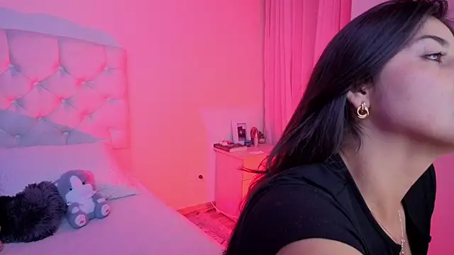 Snapshot of ChanellGV chatting on February 11, 2026, 11:43 pm ChanellGV online show from February 11, 2026, 11:43 pm