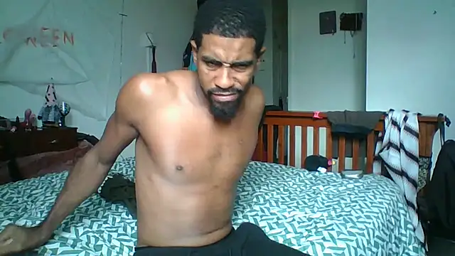 Snapshot of ExoticVibes69 chatting on October 17, 2025, 2:08 pm ExoticVibes69 online show from October 17, 2025, 2:08 pm