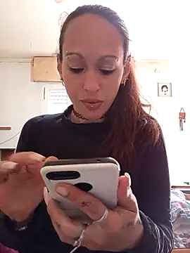 Snapshot of Zorrita_Fox chatting on October 20, 2025, 4:40 pm Zorrita Fox online show from October 20, 2025, 4:40 pm