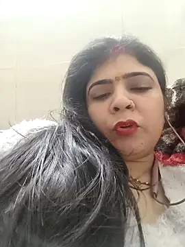 Husnpari20 online show from December 5, 2025, 4:10 am