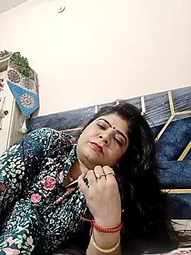 Husnpari20 online show from May 11, 2026, 7:14 am