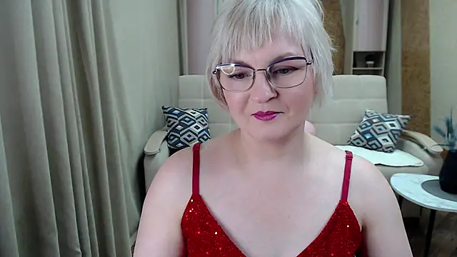 BlondeBrilliant7 online show from January 18, 2025, 5:41 am