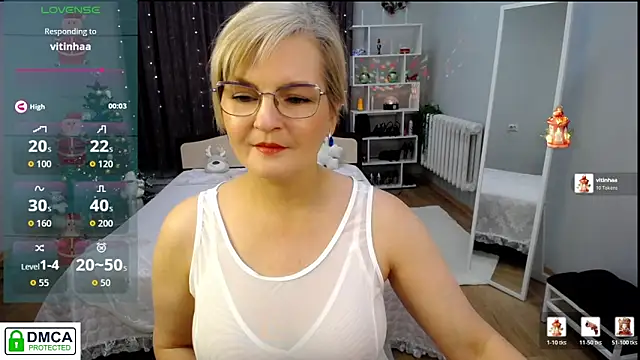 BlondeBrilliant7 online show from December 21, 2025, 7:48 am