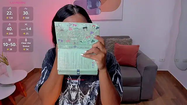 amandaconner online show from May 7, 2026, 2:50 am