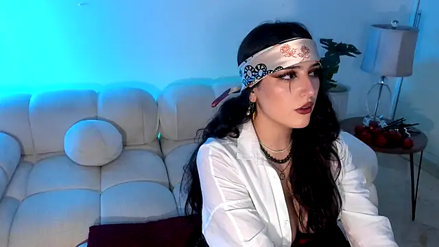 Snapshot of freya_bella_ chatting on October 3, 2025, 9:06 am freya bella  online show from October 3, 2025, 9:06 am