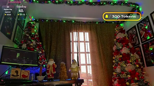 Snapshot of Romynahotx chatting on December 20, 2025, 8:38 pm Romynahotx online show from December 20, 2025, 8:38 pm