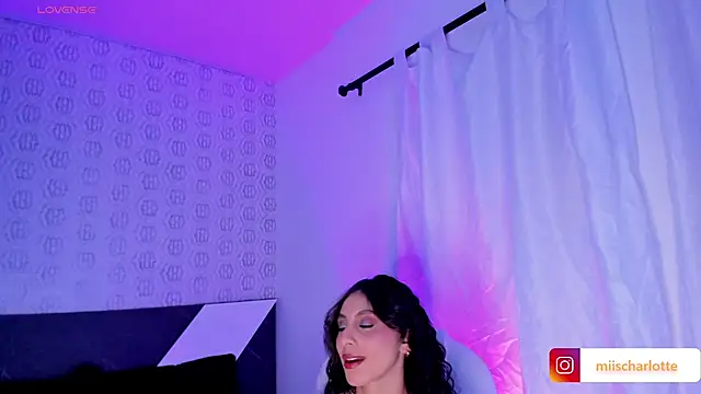 Snapshot of MiissCharlotte chatting on January 19, 2025, 7:58 pm MiissCharlotte online show from January 19, 2025, 7:58 pm