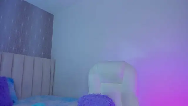 MiissCharlotte online show from November 20, 2025, 3:39 am