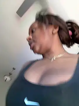 symone4u online show from December 4, 2024, 7:12 pm