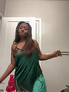 symone4u online show from December 11, 2024, 2:52 am