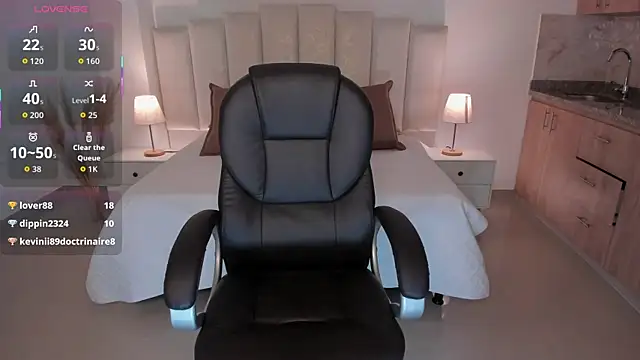 Aida adams online show from November 29, 2025, 3:15 pm