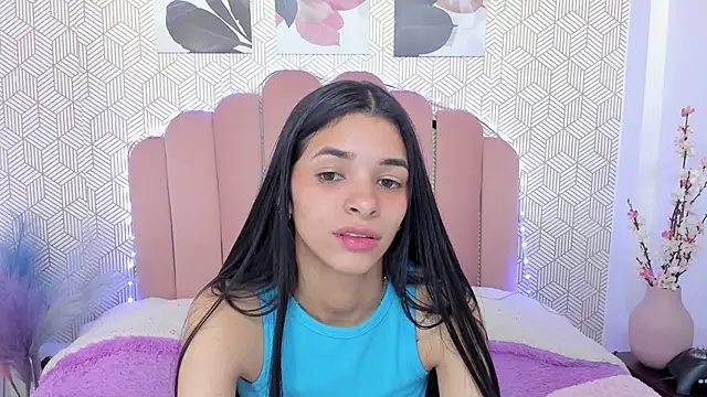 Snapshot of LisaBrunett chatting on January 15, 2025, 12:51 am LisaBrunett online show from January 15, 2025, 12:51 am