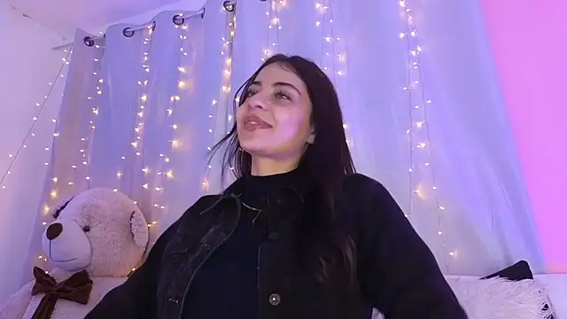 hannacruzsj online show from September 30, 2025, 10:59 pm