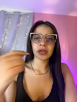 hannacruzsj online show from January 13, 2026, 2:44 pm