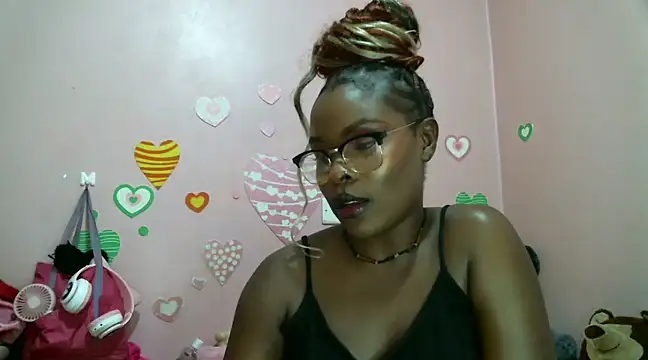 hot cupcake01 online show from December 17, 2024, 2:12 am