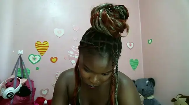 hot cupcake01 online show from December 22, 2024, 8:16 am