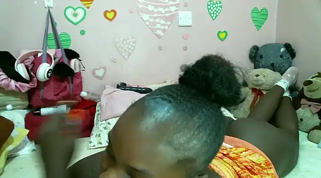hot cupcake01 online show from January 14, 2025, 6:34 am