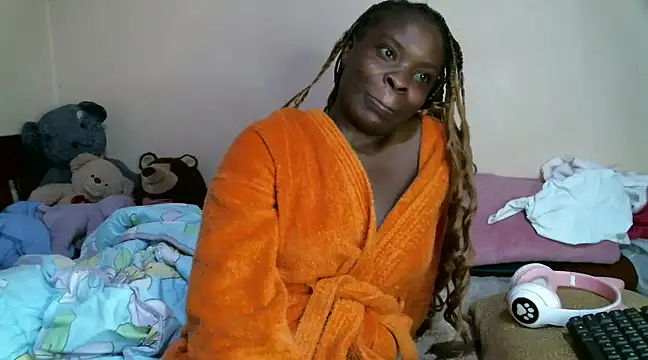 hot cupcake01 online show from February 24, 2025, 7:55 am