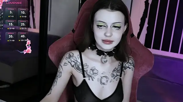 Snapshot of prettybones chatting on September 9, 2025, 10:31 pm prettybones online show from September 9, 2025, 10:31 pm