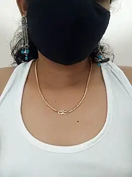 Angleannie online show from October 12, 2025, 3:22 pm