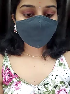 Snapshot of Angleannie chatting on February 19, 2026, 3:19 pm Angleannie online show from February 19, 2026, 3:19 pm