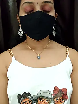 Angleannie online show from May 17, 2026, 2:24 pm