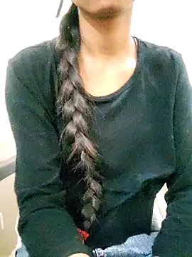 Snapshot of Kumkum_36 chatting on January 6, 2025, 11:40 am Kumkum 36 online show from January 6, 2025, 11:40 am