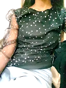 Snapshot of Kumkum_36 chatting on January 16, 2025, 7:49 am Kumkum 36 online show from January 16, 2025, 7:49 am