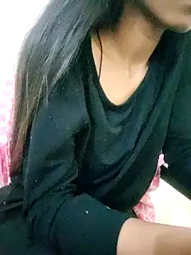 Snapshot of Kumkum_36 chatting on January 18, 2025, 10:39 am Kumkum 36 online show from January 18, 2025, 10:39 am
