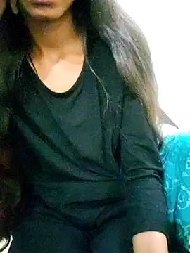 Snapshot of Kumkum_36 chatting on January 25, 2025, 11:23 am Kumkum 36 online show from January 25, 2025, 11:23 am