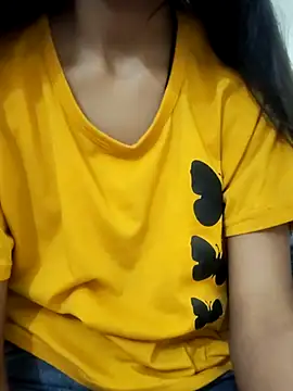 Snapshot of Kumkum_36 chatting on February 13, 2025, 8:27 am Kumkum 36 online show from February 13, 2025, 8:27 am