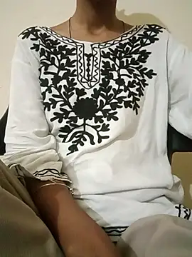 Snapshot of Kumkum_36 chatting on September 10, 2025, 4:56 am Kumkum 36 online show from September 10, 2025, 4:56 am